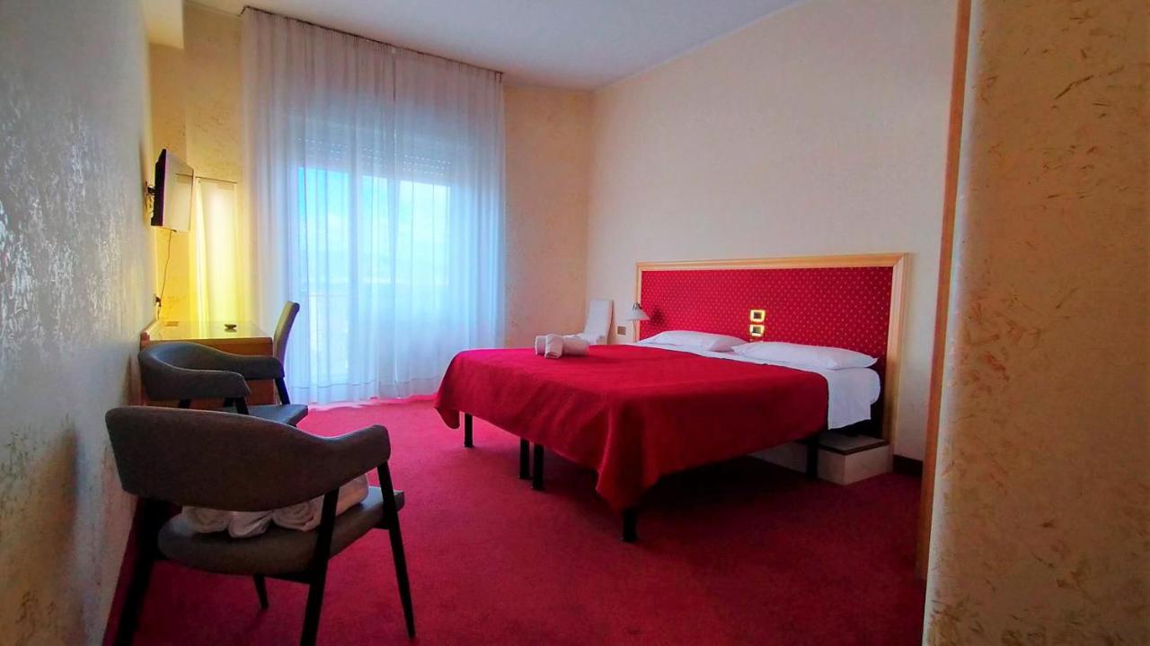 Hotel Palace Masoanri'S Reggio Calabria Esterno foto