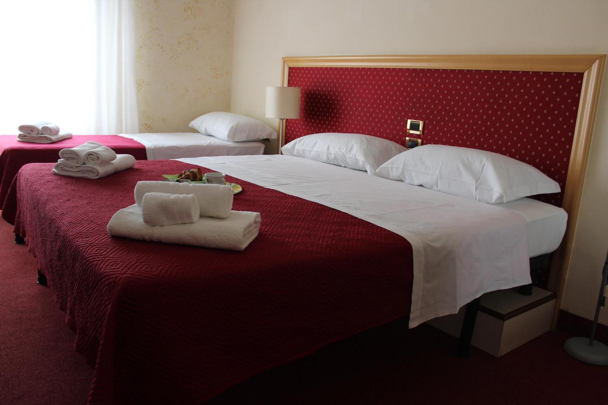 Hotel Palace Masoanri'S Reggio Calabria Esterno foto