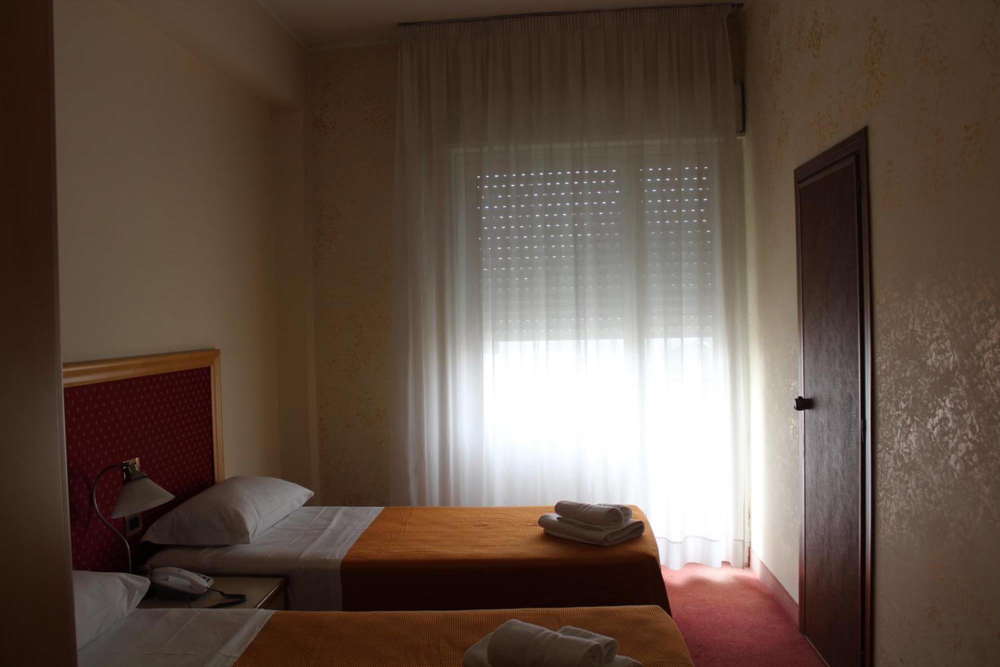Hotel Palace Masoanri'S Reggio Calabria Esterno foto