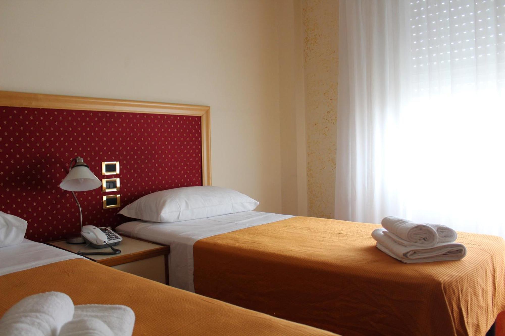 Hotel Palace Masoanri'S Reggio Calabria Esterno foto