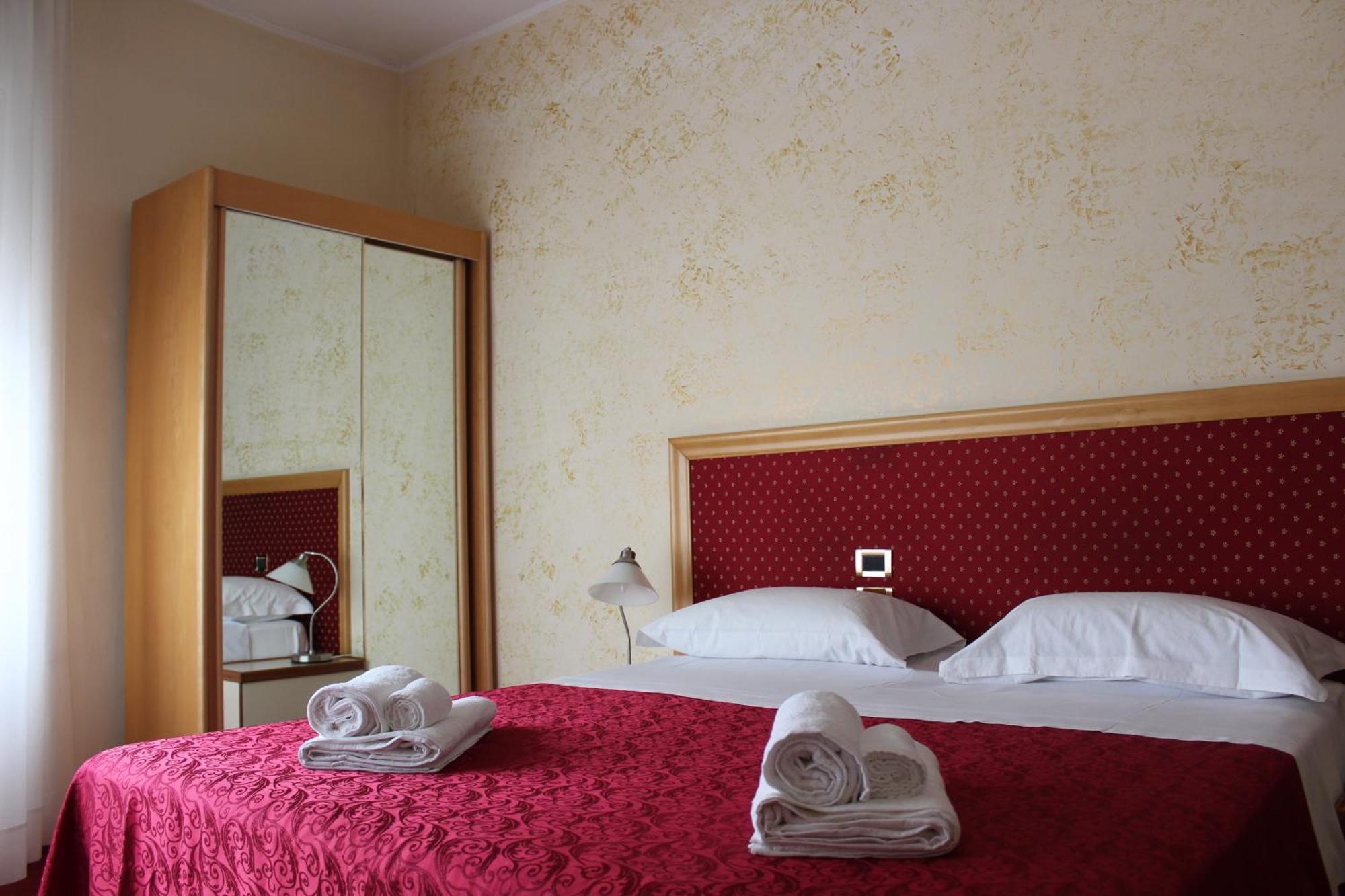 Hotel Palace Masoanri'S Reggio Calabria Esterno foto