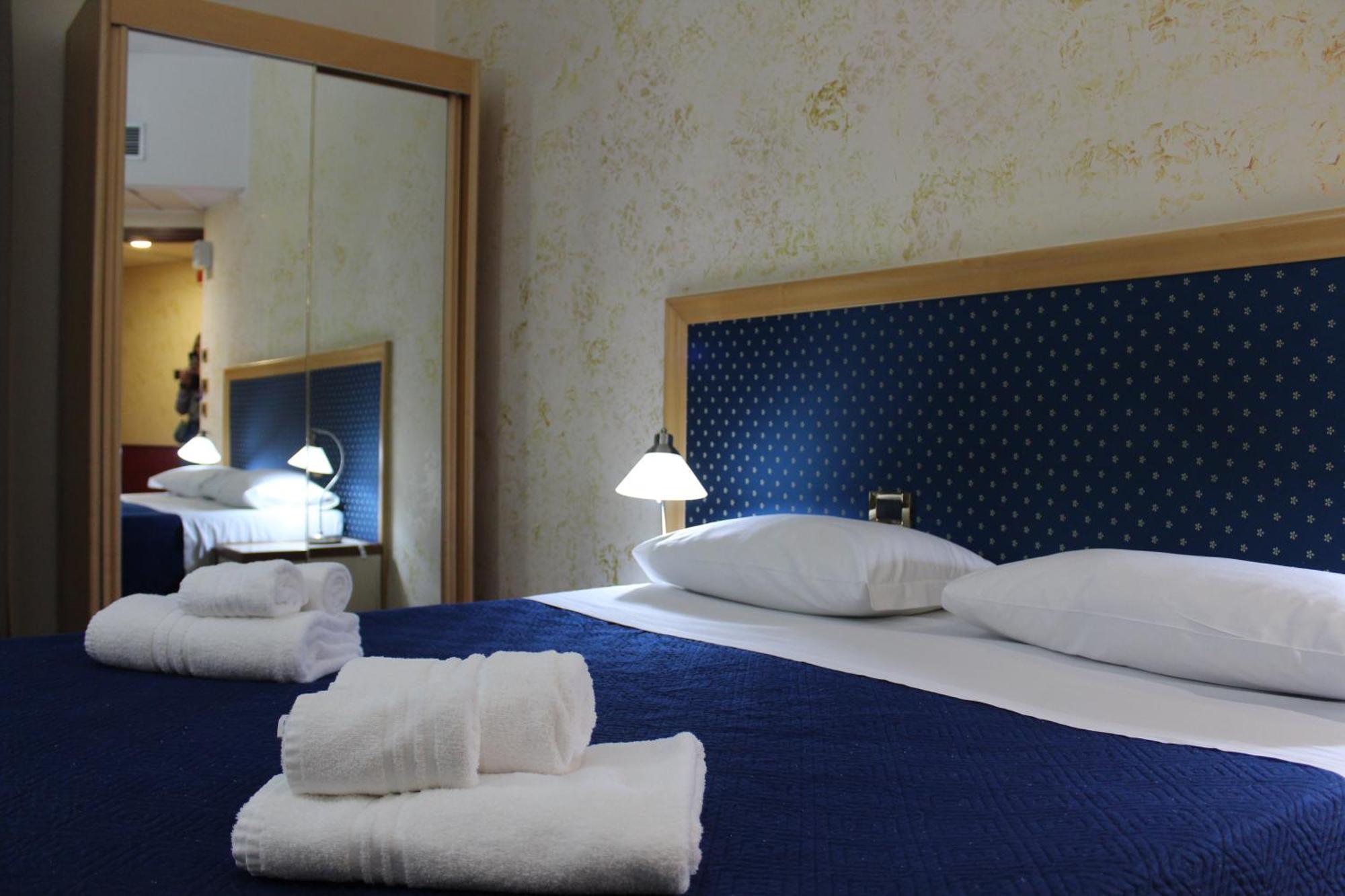 Hotel Palace Masoanri'S Reggio Calabria Esterno foto