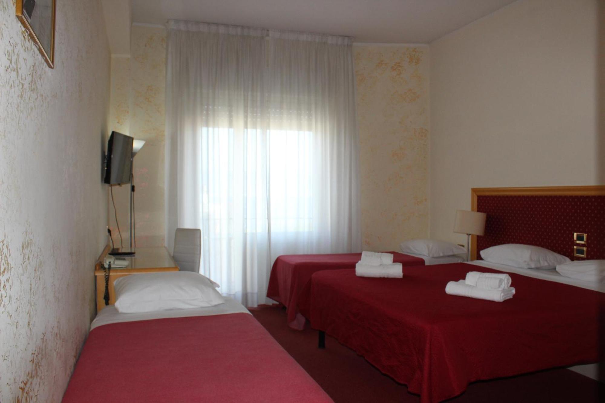Hotel Palace Masoanri'S Reggio Calabria Esterno foto