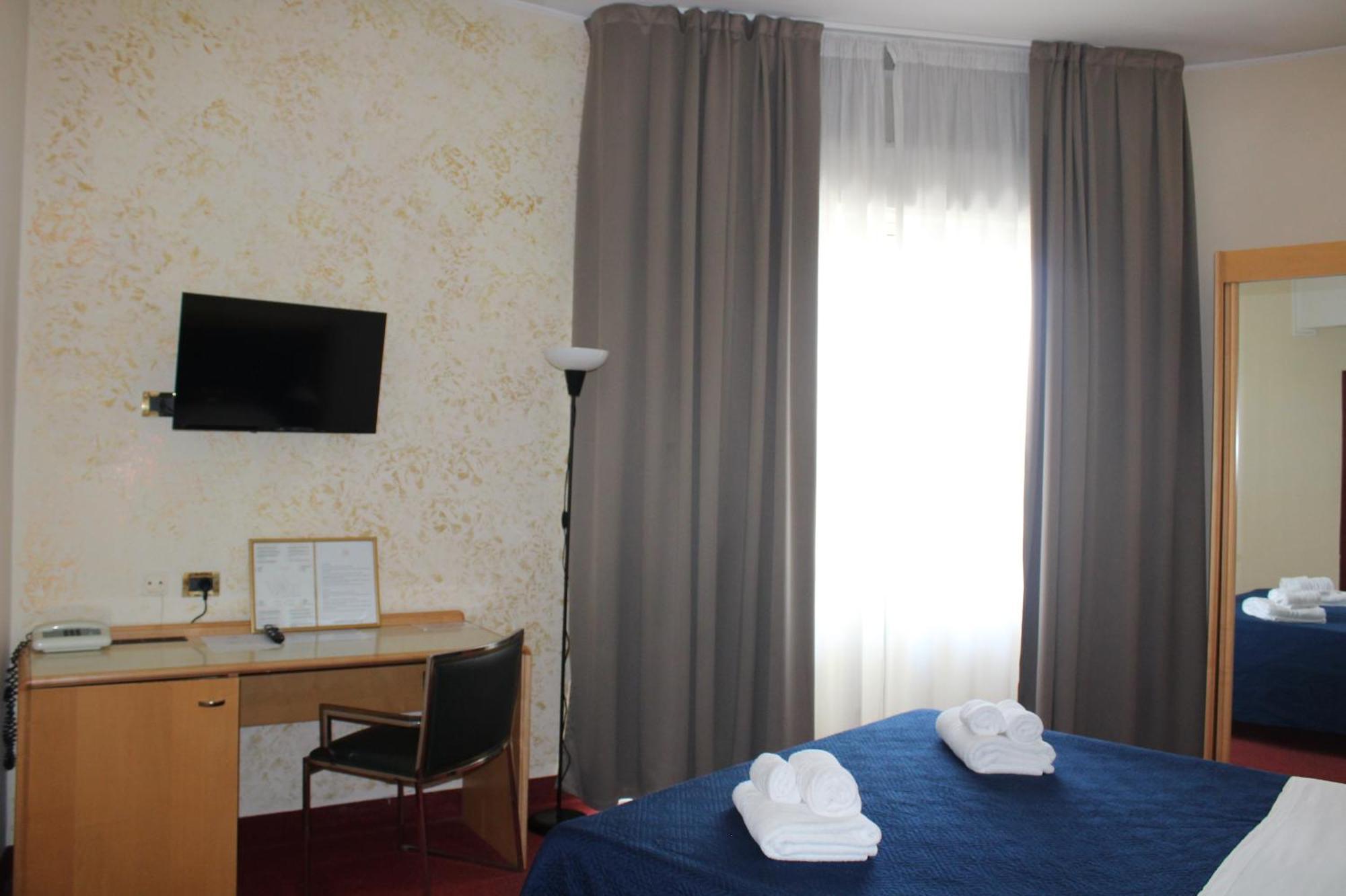 Hotel Palace Masoanri'S Reggio Calabria Esterno foto