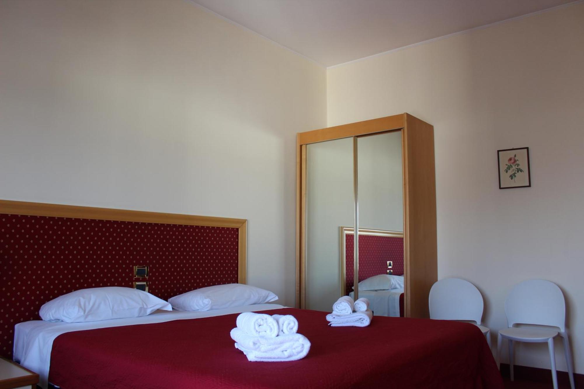 Hotel Palace Masoanri'S Reggio Calabria Esterno foto