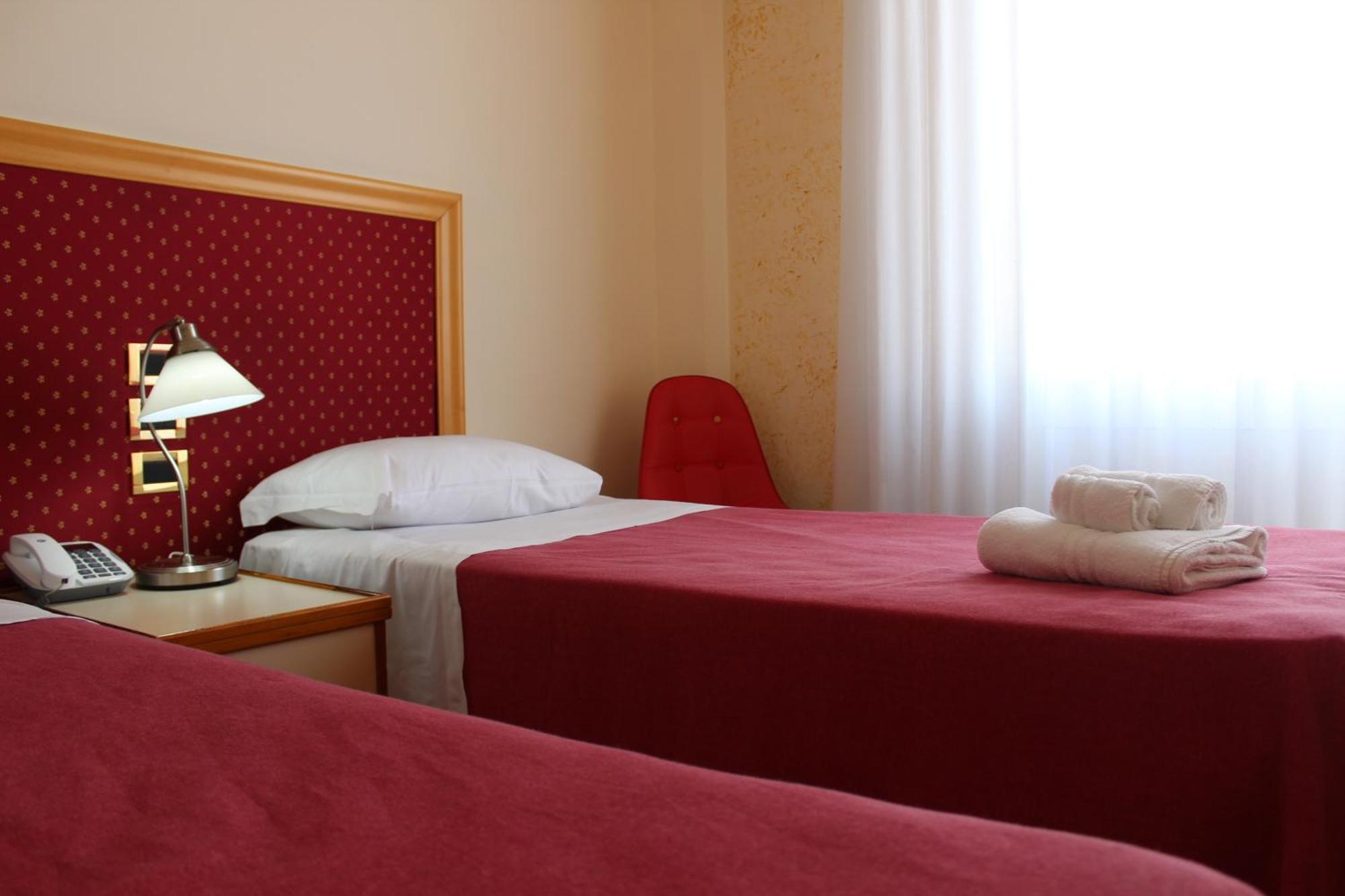 Hotel Palace Masoanri'S Reggio Calabria Esterno foto