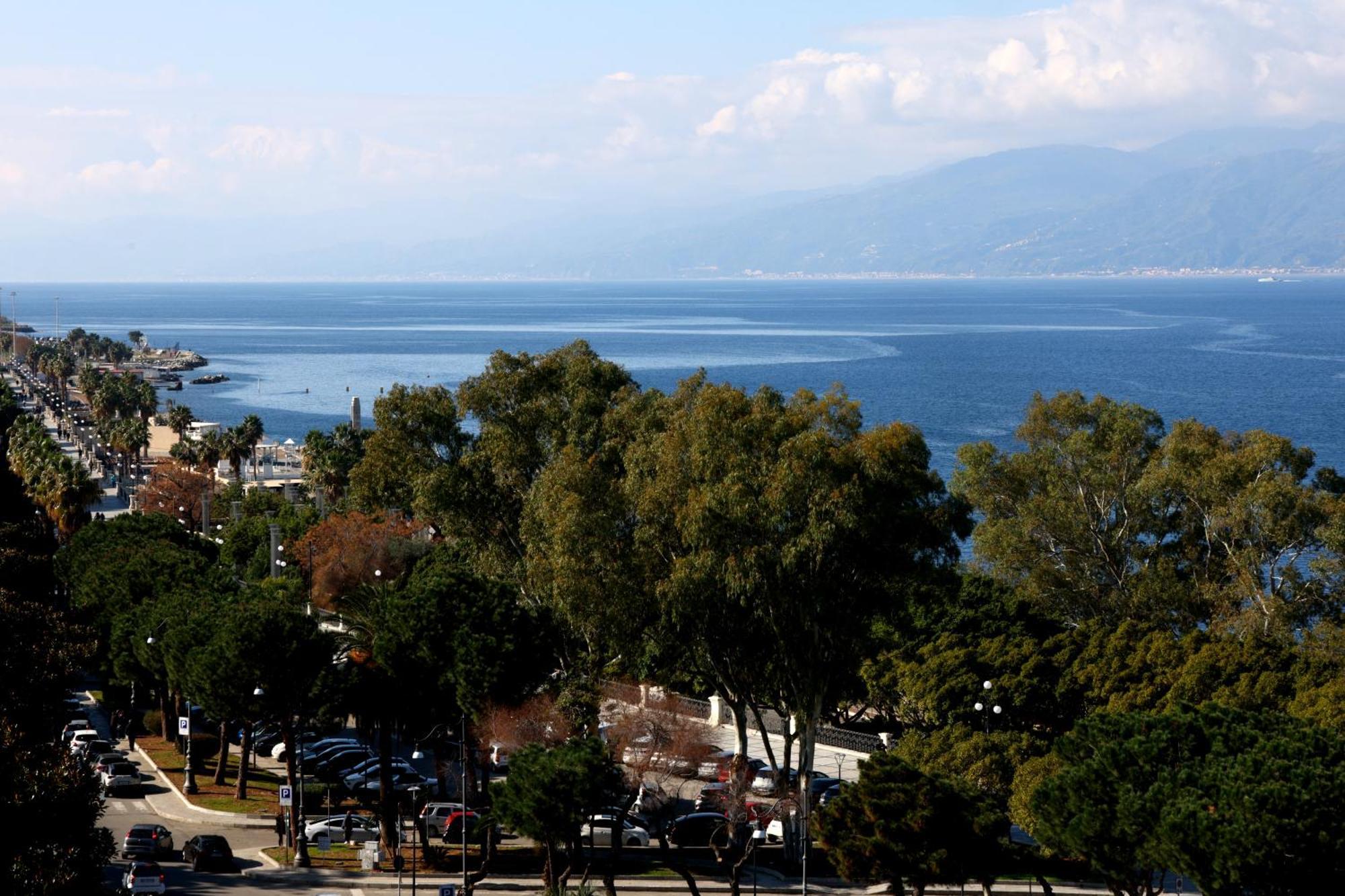 Hotel Palace Masoanri'S Reggio Calabria Esterno foto