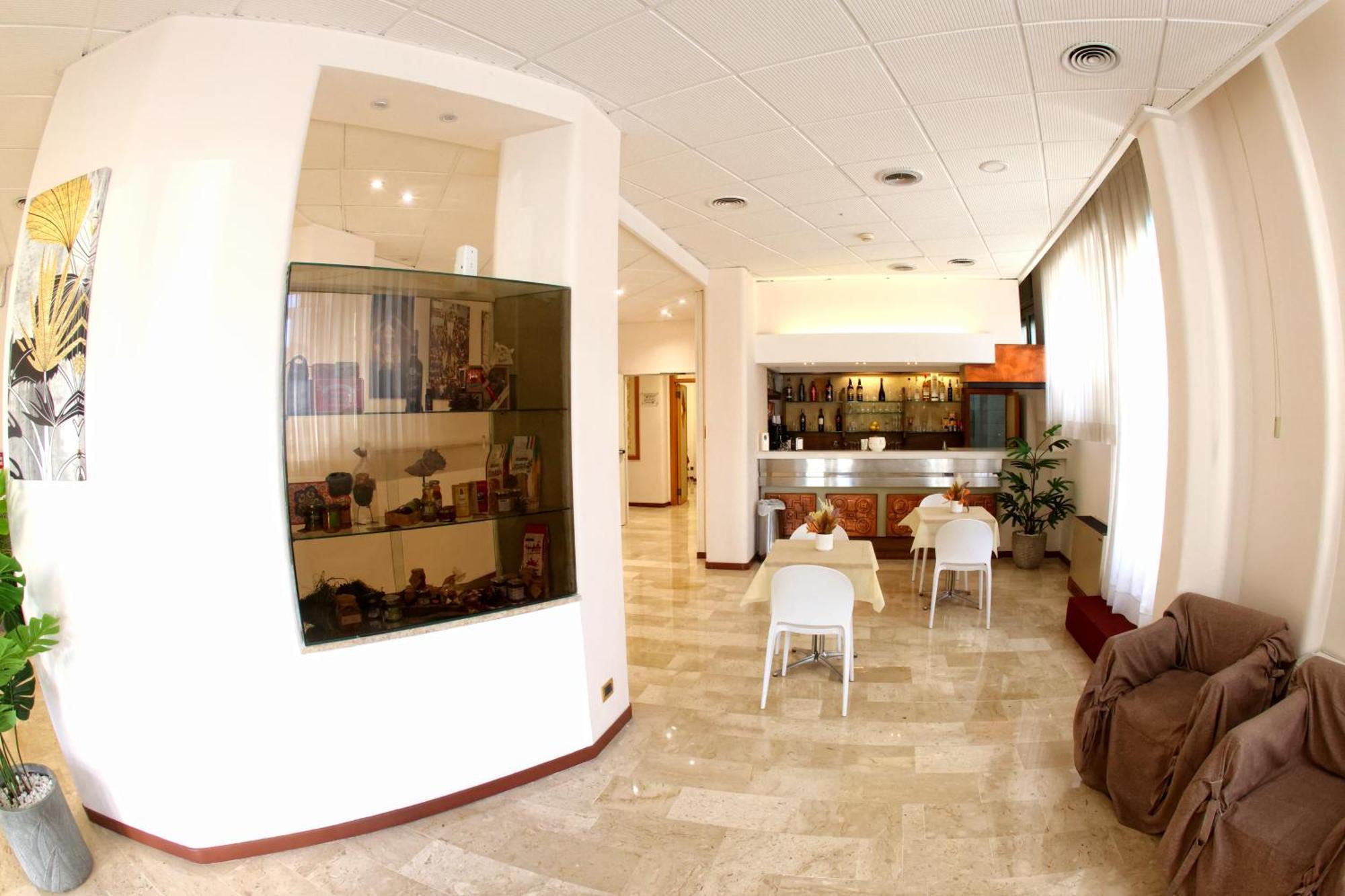 Hotel Palace Masoanri'S Reggio Calabria Esterno foto